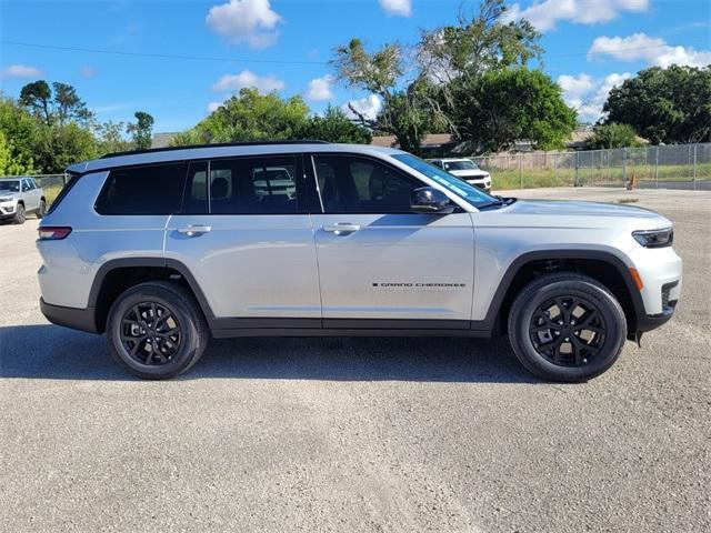 new 2025 Jeep Grand Cherokee L car, priced at $38,654