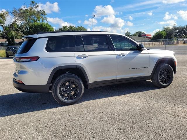 new 2025 Jeep Grand Cherokee L car, priced at $38,654