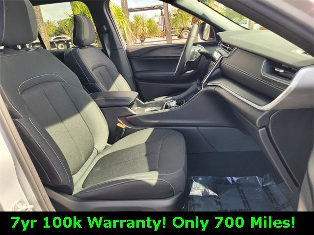 used 2025 Jeep Grand Cherokee car, priced at $33,995