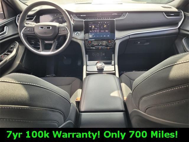 used 2025 Jeep Grand Cherokee car, priced at $33,995