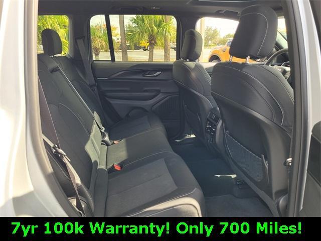 used 2025 Jeep Grand Cherokee car, priced at $33,995