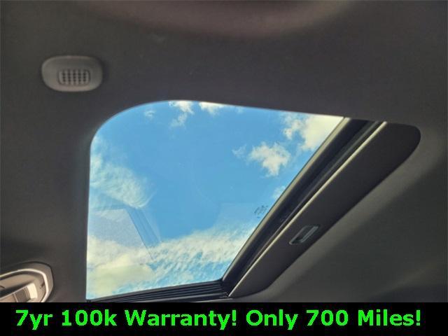 used 2025 Jeep Grand Cherokee car, priced at $33,995