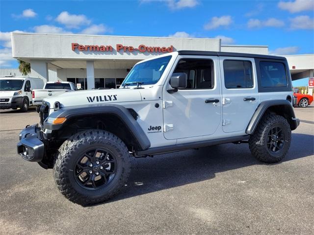 new 2025 Jeep Wrangler car, priced at $48,975