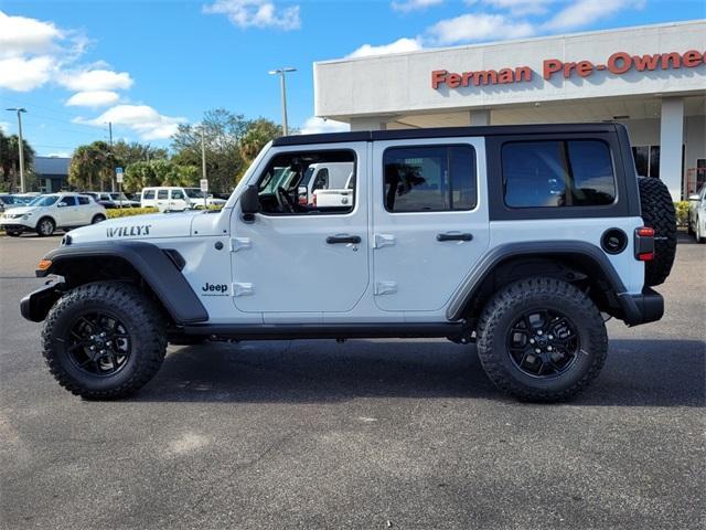 new 2025 Jeep Wrangler car, priced at $48,975