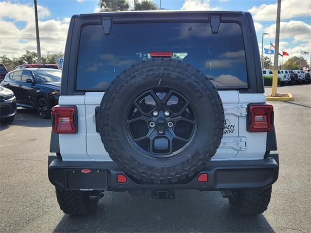 new 2025 Jeep Wrangler car, priced at $48,975