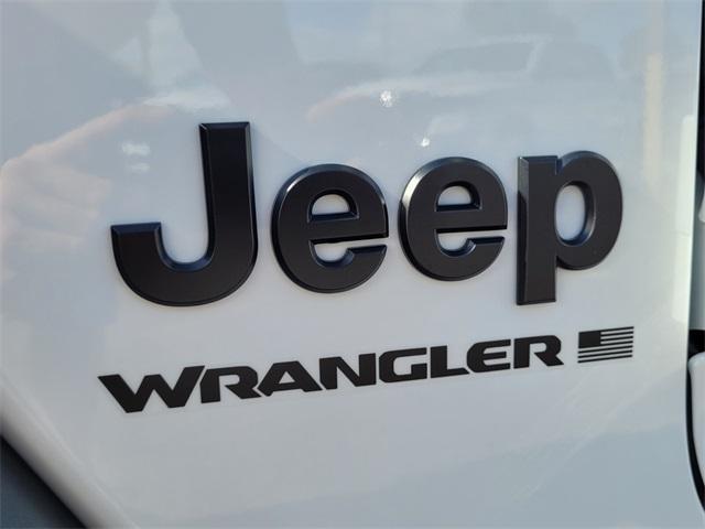 new 2025 Jeep Wrangler car, priced at $48,975