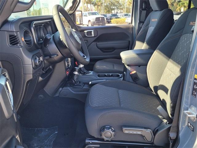 new 2025 Jeep Gladiator car, priced at $43,999