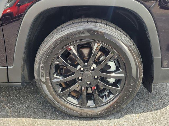 used 2021 Jeep Cherokee car, priced at $20,999