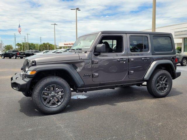 new 2025 Jeep Wrangler car, priced at $42,385