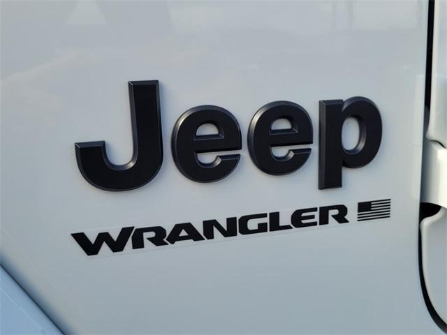 new 2025 Jeep Wrangler car, priced at $53,997