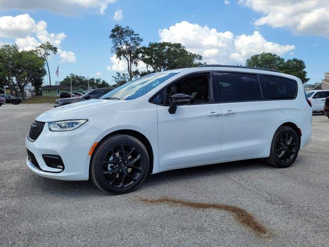 used 2024 Chrysler Pacifica car, priced at $39,330