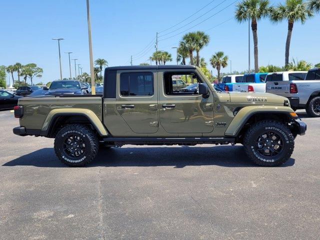 new 2025 Jeep Gladiator car, priced at $44,997