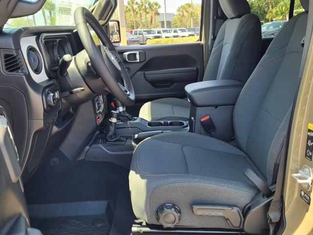 new 2025 Jeep Gladiator car, priced at $44,997