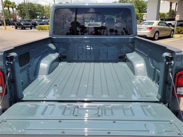 new 2025 Jeep Gladiator car, priced at $42,997