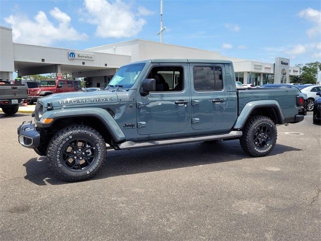 new 2025 Jeep Gladiator car, priced at $42,997