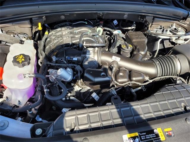 new 2025 Jeep Grand Cherokee car, priced at $35,899