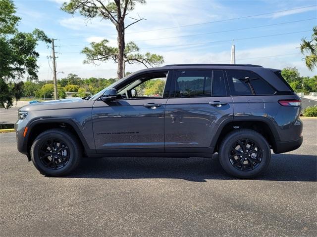 new 2025 Jeep Grand Cherokee car, priced at $35,899