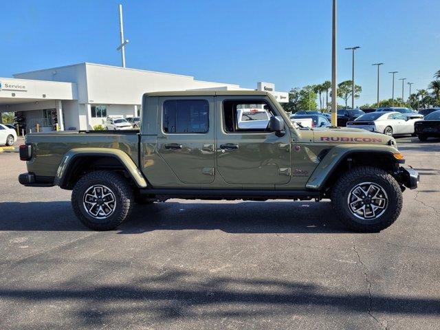 new 2025 Jeep Gladiator car, priced at $44,899