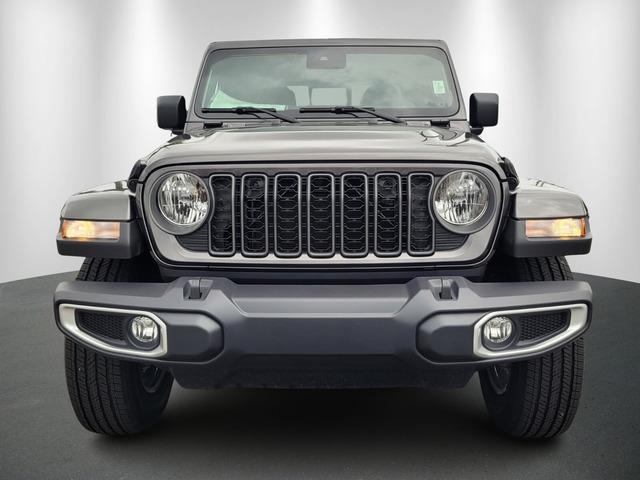 new 2025 Jeep Gladiator car, priced at $46,885