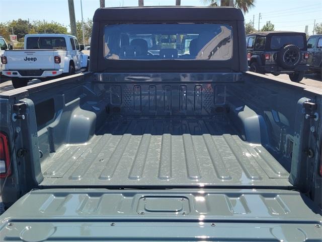 new 2025 Jeep Gladiator car, priced at $34,873