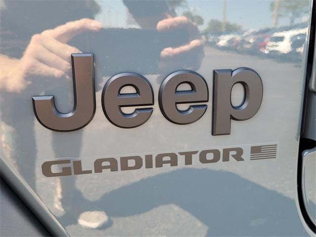 new 2025 Jeep Gladiator car, priced at $34,873