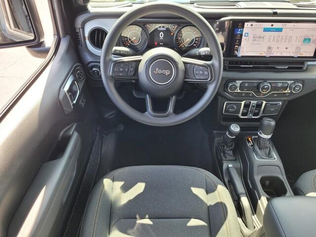 new 2025 Jeep Gladiator car, priced at $40,253