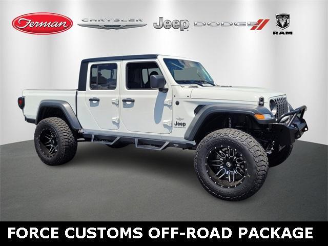 new 2025 Jeep Gladiator car, priced at $75,851