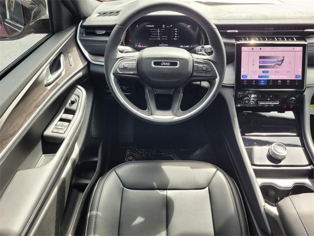 new 2025 Jeep Grand Cherokee car, priced at $38,360