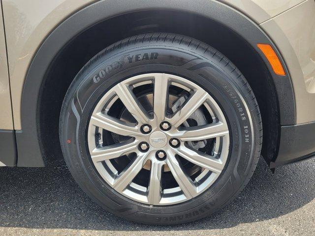 used 2023 Cadillac XT4 car, priced at $28,900