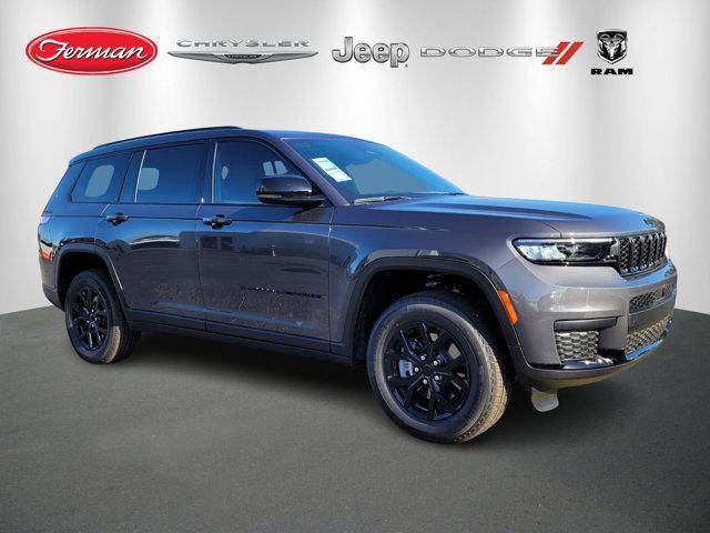 new 2024 Jeep Grand Cherokee L car, priced at $41,997