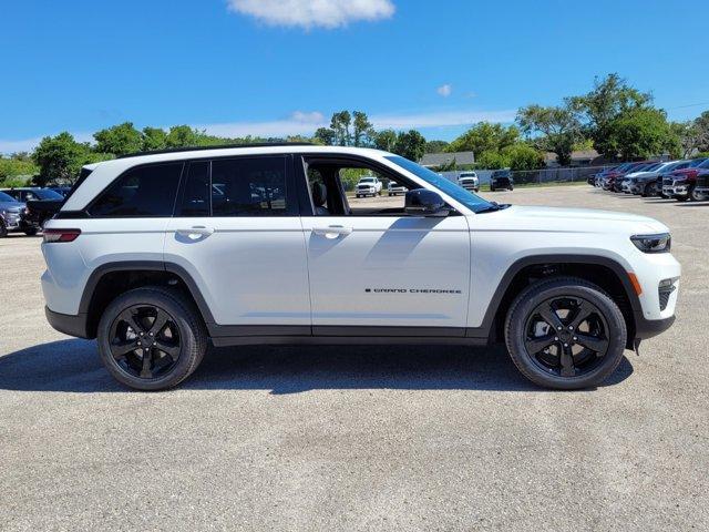 new 2024 Jeep Grand Cherokee car, priced at $46,201