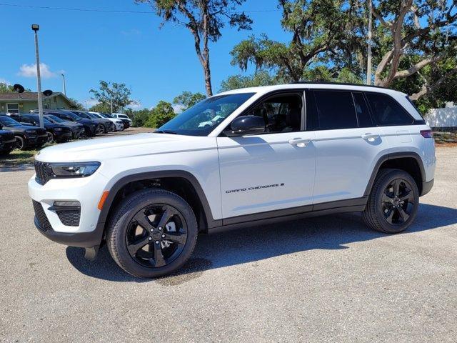 new 2024 Jeep Grand Cherokee car, priced at $46,201