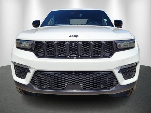 new 2024 Jeep Grand Cherokee car, priced at $46,201