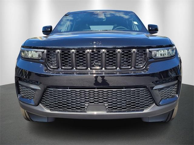 new 2025 Jeep Grand Cherokee car, priced at $39,747