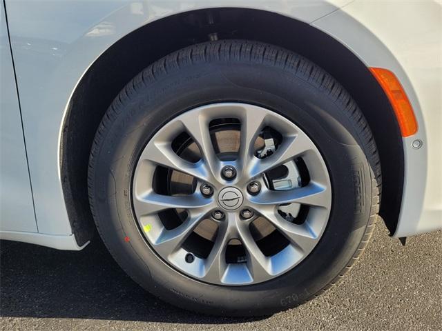 new 2026 Chrysler Pacifica car, priced at $45,530