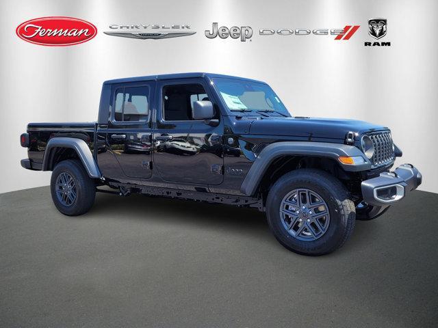 new 2025 Jeep Gladiator car, priced at $39,357