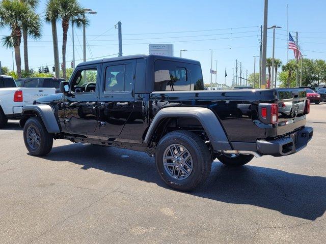 new 2025 Jeep Gladiator car, priced at $39,357