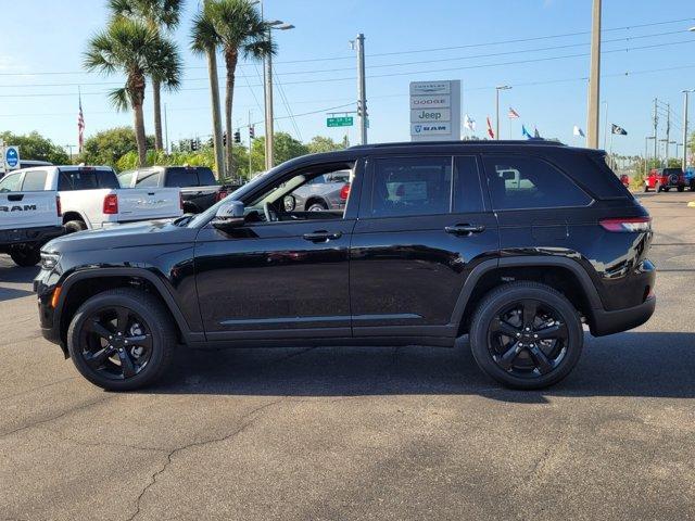 new 2025 Jeep Grand Cherokee car, priced at $37,097
