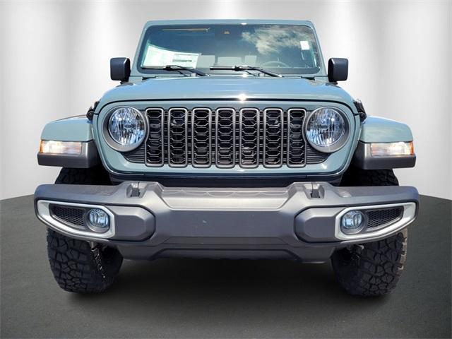 new 2025 Jeep Gladiator car, priced at $41,469