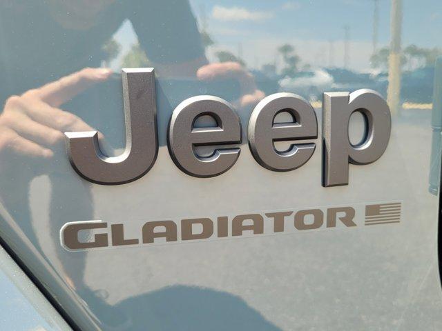 new 2025 Jeep Gladiator car, priced at $42,997