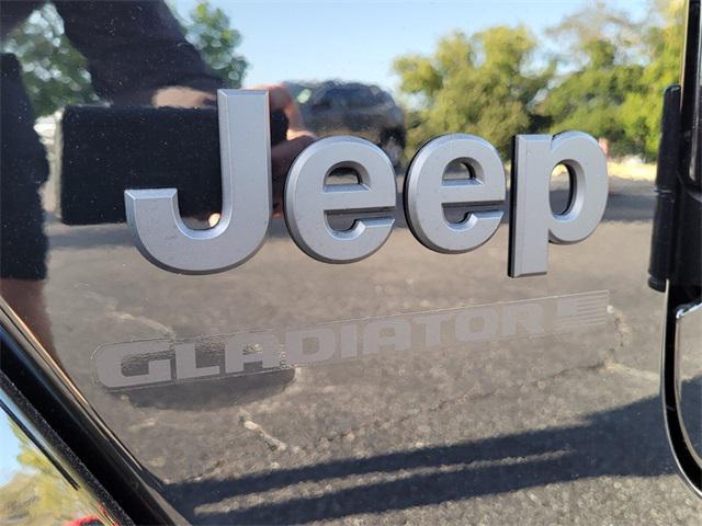 new 2024 Jeep Gladiator car, priced at $47,372