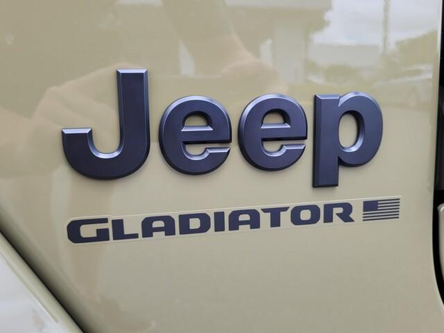 new 2025 Jeep Gladiator car, priced at $46,385