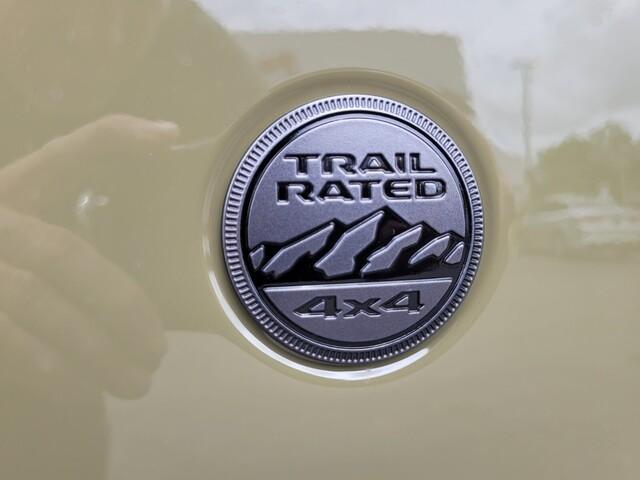 new 2025 Jeep Gladiator car, priced at $46,385