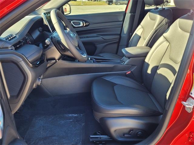 new 2025 Jeep Compass car, priced at $30,564