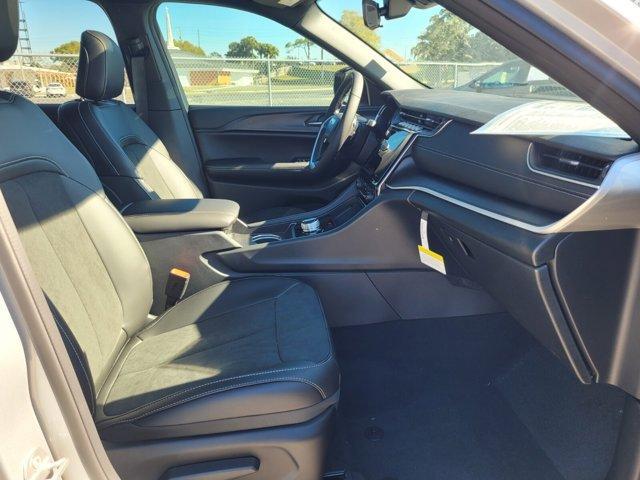 new 2025 Jeep Grand Cherokee car, priced at $35,634