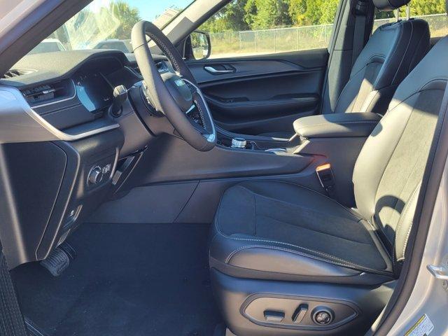 new 2025 Jeep Grand Cherokee car, priced at $35,634