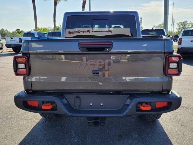new 2025 Jeep Gladiator car, priced at $45,873