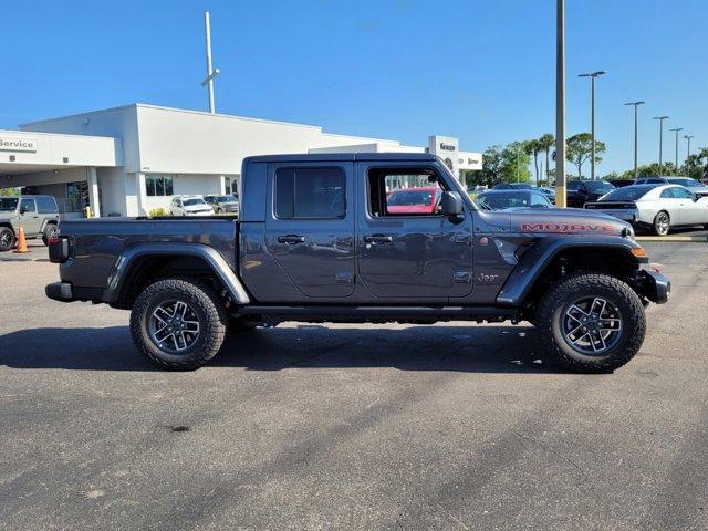 new 2025 Jeep Gladiator car, priced at $45,873