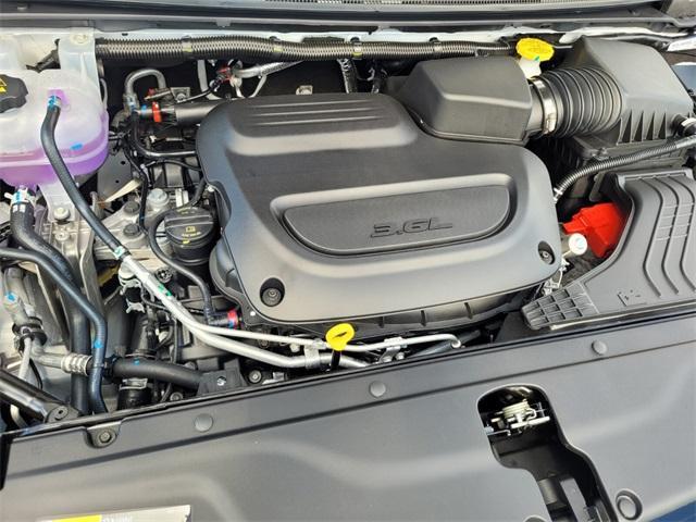 new 2026 Chrysler Pacifica car, priced at $39,351