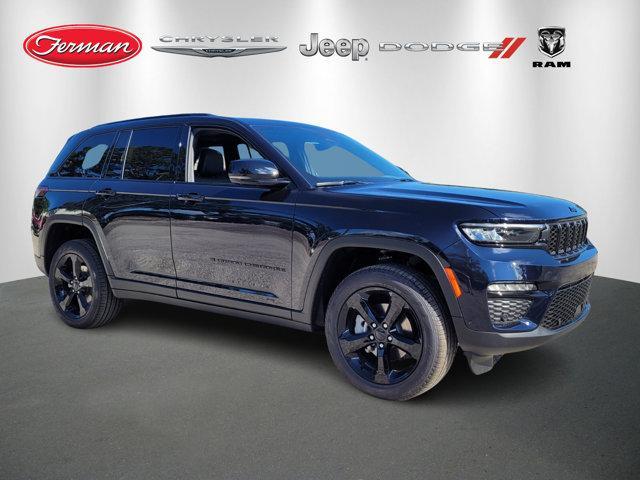 new 2024 Jeep Grand Cherokee car, priced at $44,569